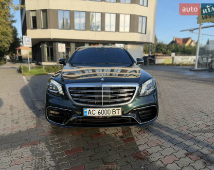 Зеленый Мерседес С Класс, объемом двигателя 4 л и пробегом 150 тыс. км за 74500 $, фото 1 на Automoto.ua