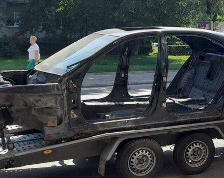 Зеленый Мерседес С Класс, объемом двигателя 5 л и пробегом 200 тыс. км за 1150 $, фото 1 на Automoto.ua