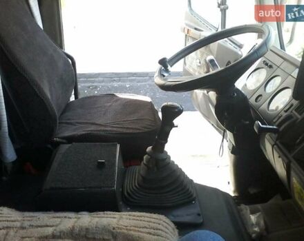 Белый Мерседес SK-Series, объемом двигателя 9.57 л и пробегом 131 тыс. км за 7500 $, фото 4 на Automoto.ua