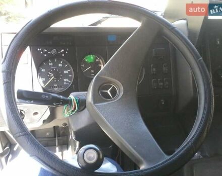 Белый Мерседес SK-Series, объемом двигателя 9.57 л и пробегом 131 тыс. км за 7500 $, фото 3 на Automoto.ua