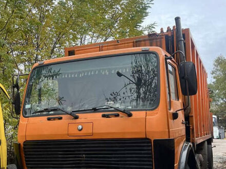 Помаранчевий Мерседес SK-Series, об'ємом двигуна 10.96 л та пробігом 359 тис. км за 14999 $, фото 1 на Automoto.ua