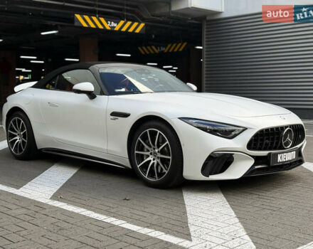 Мерседес СЛ-Клас 2023 у Києві на Automoto.ua Білий Мерседес СЛ-Клас, об'ємом двигуна 2 л та пробігом 15 тис. км за 113000 $, фото 10 на Automoto.ua