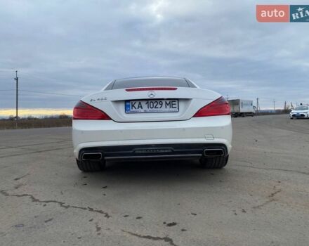 Белый Мерседес СЛ-Класс, объемом двигателя 3 л и пробегом 196 тыс. км за 43500 $, фото 14 на Automoto.ua