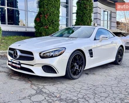 Белый Мерседес СЛ-Класс, объемом двигателя 3 л и пробегом 75 тыс. км за 58999 $, фото 12 на Automoto.ua