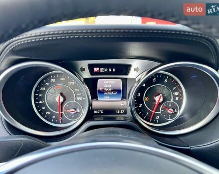 Белый Мерседес СЛ-Класс, объемом двигателя 3 л и пробегом 75 тыс. км за 58999 $, фото 54 на Automoto.ua