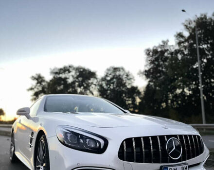 Білий Мерседес СЛ-Клас, об'ємом двигуна 5 л та пробігом 20 тис. км за 74900 $, фото 4 на Automoto.ua