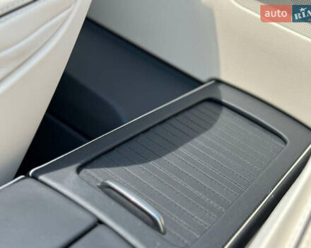 Белый Мерседес СЛ-Класс, объемом двигателя 3 л и пробегом 15 тыс. км за 68500 $, фото 42 на Automoto.ua