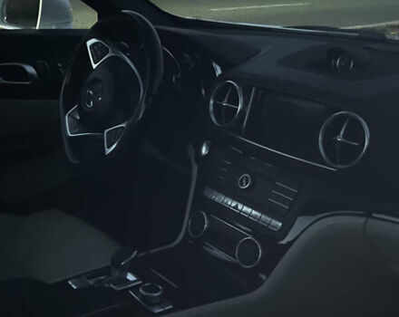 Білий Мерседес СЛ-Клас, об'ємом двигуна 5 л та пробігом 20 тис. км за 74900 $, фото 41 на Automoto.ua