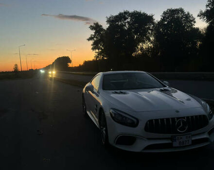 Білий Мерседес СЛ-Клас, об'ємом двигуна 5 л та пробігом 20 тис. км за 74900 $, фото 34 на Automoto.ua