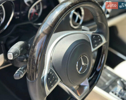 Белый Мерседес СЛ-Класс, объемом двигателя 3 л и пробегом 15 тыс. км за 68500 $, фото 45 на Automoto.ua