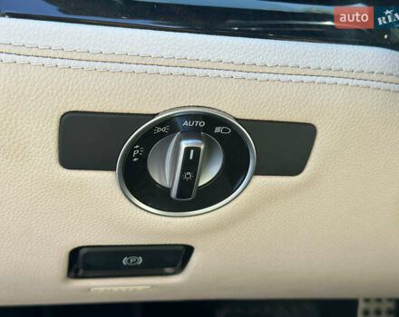 Белый Мерседес СЛ-Класс, объемом двигателя 3 л и пробегом 15 тыс. км за 68500 $, фото 49 на Automoto.ua