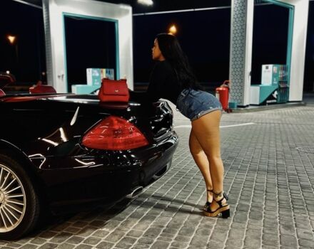 Чорний Мерседес СЛ-Клас, об'ємом двигуна 0 л та пробігом 133 тис. км за 15000 $, фото 17 на Automoto.ua