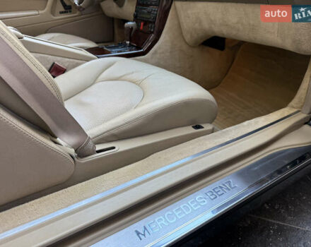 Черный Мерседес СЛ-Класс, объемом двигателя 5 л и пробегом 107 тыс. км за 80000 $, фото 34 на Automoto.ua