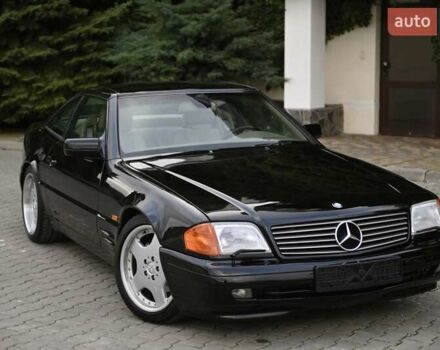 Черный Мерседес СЛ-Класс, объемом двигателя 5 л и пробегом 107 тыс. км за 79999 $, фото 7 на Automoto.ua