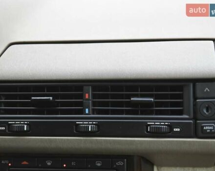 Черный Мерседес СЛ-Класс, объемом двигателя 5 л и пробегом 107 тыс. км за 79999 $, фото 20 на Automoto.ua