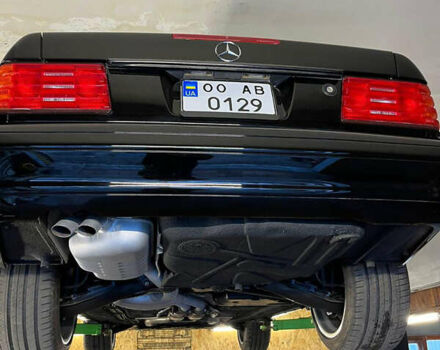 Черный Мерседес СЛ-Класс, объемом двигателя 5 л и пробегом 107 тыс. км за 80000 $, фото 84 на Automoto.ua