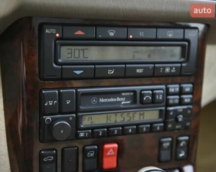 Черный Мерседес СЛ-Класс, объемом двигателя 5 л и пробегом 107 тыс. км за 79999 $, фото 21 на Automoto.ua