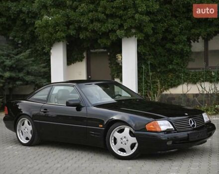 Черный Мерседес СЛ-Класс, объемом двигателя 5 л и пробегом 107 тыс. км за 79999 $, фото 3 на Automoto.ua