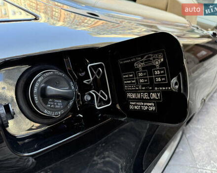 Черный Мерседес СЛ-Класс, объемом двигателя 5 л и пробегом 107 тыс. км за 80000 $, фото 49 на Automoto.ua