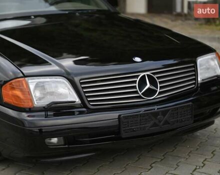 Черный Мерседес СЛ-Класс, объемом двигателя 5 л и пробегом 107 тыс. км за 79999 $, фото 10 на Automoto.ua