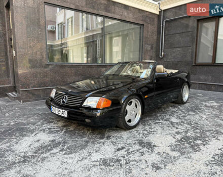 Черный Мерседес СЛ-Класс, объемом двигателя 5 л и пробегом 107 тыс. км за 80000 $, фото 7 на Automoto.ua
