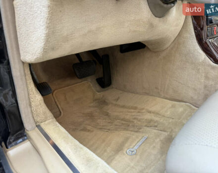 Черный Мерседес СЛ-Класс, объемом двигателя 5 л и пробегом 107 тыс. км за 80000 $, фото 57 на Automoto.ua