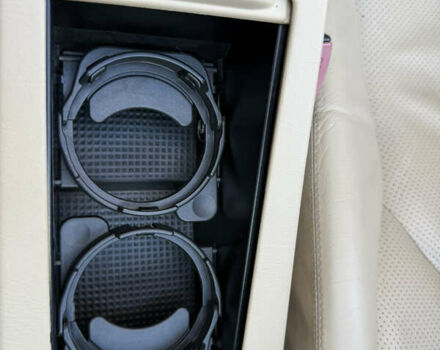 Черный Мерседес СЛ-Класс, объемом двигателя 5 л и пробегом 107 тыс. км за 80000 $, фото 41 на Automoto.ua