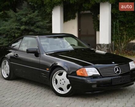 Черный Мерседес СЛ-Класс, объемом двигателя 5 л и пробегом 107 тыс. км за 79999 $, фото 6 на Automoto.ua