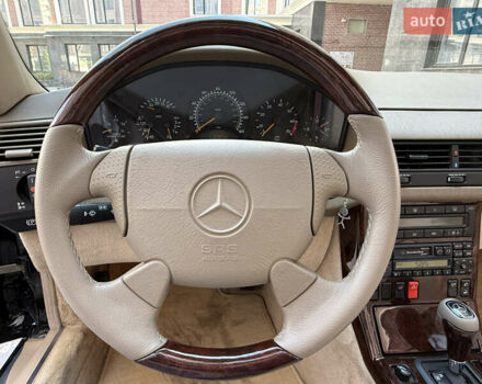 Черный Мерседес СЛ-Класс, объемом двигателя 5 л и пробегом 107 тыс. км за 80000 $, фото 62 на Automoto.ua