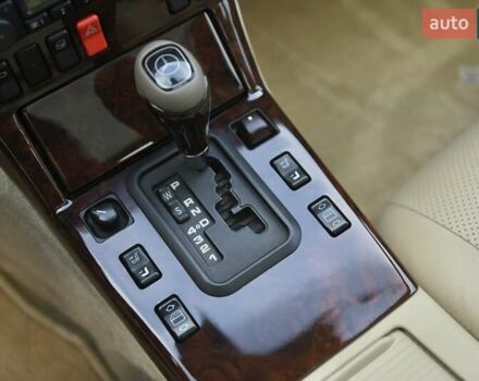 Черный Мерседес СЛ-Класс, объемом двигателя 5 л и пробегом 107 тыс. км за 79999 $, фото 22 на Automoto.ua