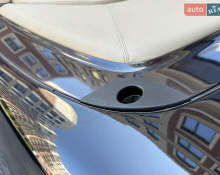 Черный Мерседес СЛ-Класс, объемом двигателя 5 л и пробегом 107 тыс. км за 80000 $, фото 18 на Automoto.ua