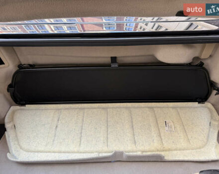 Черный Мерседес СЛ-Класс, объемом двигателя 5 л и пробегом 107 тыс. км за 80000 $, фото 74 на Automoto.ua