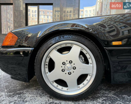 Черный Мерседес СЛ-Класс, объемом двигателя 5 л и пробегом 107 тыс. км за 80000 $, фото 21 на Automoto.ua