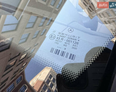 Черный Мерседес СЛ-Класс, объемом двигателя 5 л и пробегом 107 тыс. км за 80000 $, фото 64 на Automoto.ua