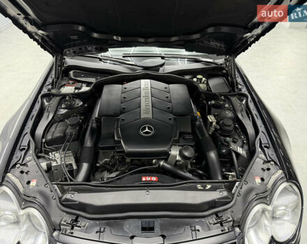 Чорний Мерседес СЛ-Клас, об'ємом двигуна 4.97 л та пробігом 60 тис. км за 39999 $, фото 125 на Automoto.ua