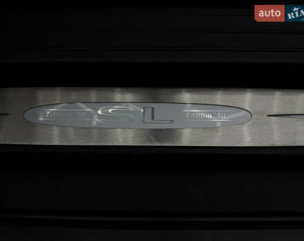 Чорний Мерседес СЛ-Клас, об'ємом двигуна 4.97 л та пробігом 60 тис. км за 39999 $, фото 111 на Automoto.ua