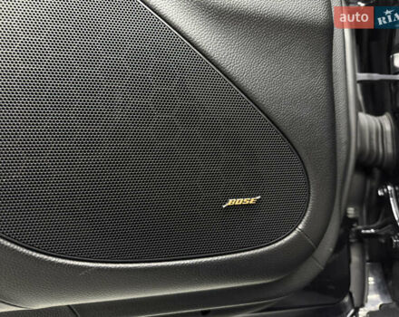 Чорний Мерседес СЛ-Клас, об'ємом двигуна 4.97 л та пробігом 60 тис. км за 39999 $, фото 112 на Automoto.ua