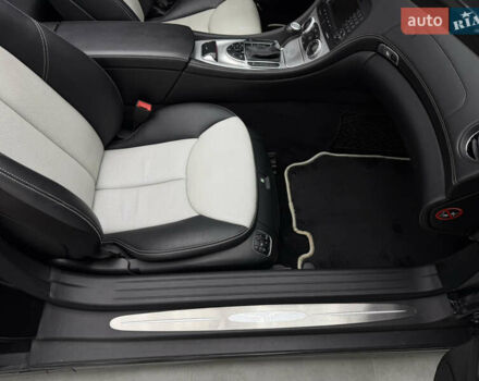 Чорний Мерседес СЛ-Клас, об'ємом двигуна 4.97 л та пробігом 60 тис. км за 39999 $, фото 98 на Automoto.ua