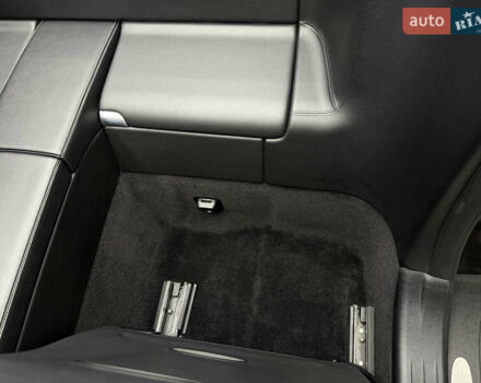 Чорний Мерседес СЛ-Клас, об'ємом двигуна 4.97 л та пробігом 60 тис. км за 39999 $, фото 103 на Automoto.ua