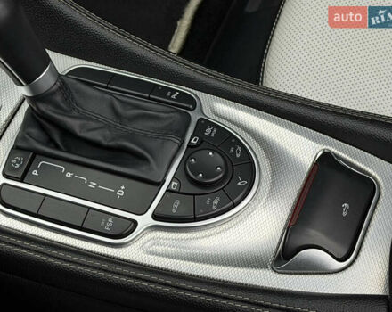 Чорний Мерседес СЛ-Клас, об'ємом двигуна 4.97 л та пробігом 60 тис. км за 39999 $, фото 116 на Automoto.ua