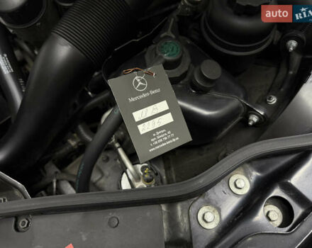 Чорний Мерседес СЛ-Клас, об'ємом двигуна 4.97 л та пробігом 60 тис. км за 39999 $, фото 128 на Automoto.ua