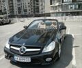 Чорний Мерседес СЛ-Клас, об'ємом двигуна 5.46 л та пробігом 68 тис. км за 31500 $, фото 1 на Automoto.ua