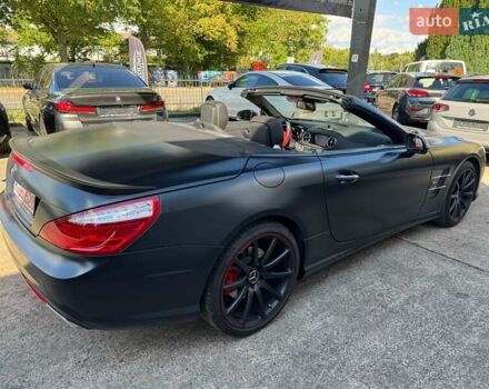 Черный Мерседес СЛ-Класс, объемом двигателя 0 л и пробегом 28 тыс. км за 70000 $, фото 5 на Automoto.ua