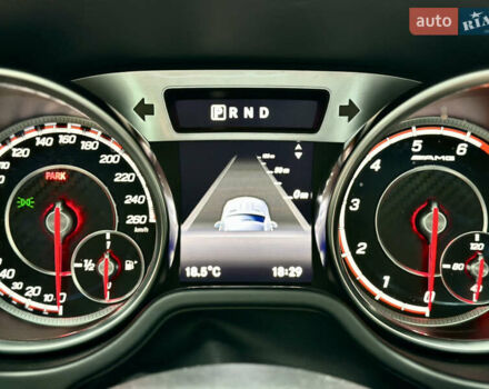 Чорний Мерседес СЛ-Клас, об'ємом двигуна 4.7 л та пробігом 26 тис. км за 66900 $, фото 64 на Automoto.ua