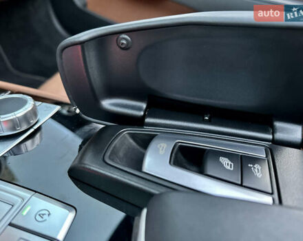 Чорний Мерседес СЛ-Клас, об'ємом двигуна 4.7 л та пробігом 26 тис. км за 66900 $, фото 44 на Automoto.ua