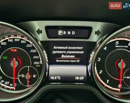 Чорний Мерседес СЛ-Клас, об'ємом двигуна 4.7 л та пробігом 26 тис. км за 66900 $, фото 65 на Automoto.ua