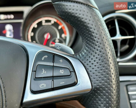 Чорний Мерседес СЛ-Клас, об'ємом двигуна 4.7 л та пробігом 26 тис. км за 66900 $, фото 39 на Automoto.ua