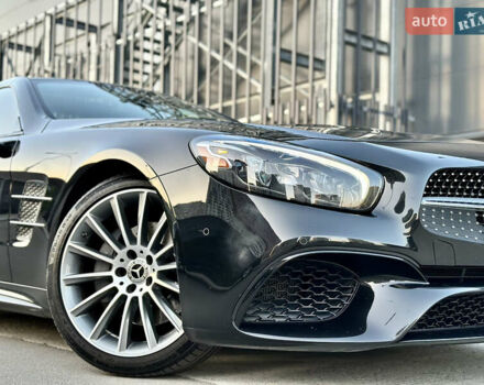 Чорний Мерседес СЛ-Клас, об'ємом двигуна 4.7 л та пробігом 26 тис. км за 66900 $, фото 24 на Automoto.ua