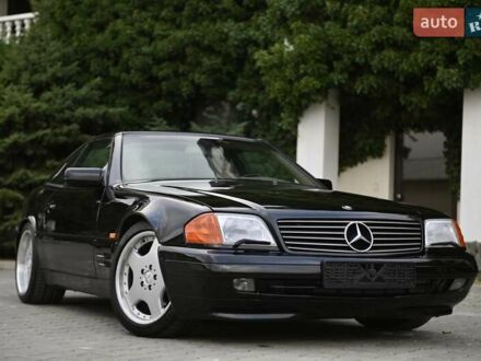 Черный Мерседес СЛ-Класс, объемом двигателя 5 л и пробегом 107 тыс. км за 79999 $, фото 1 на Automoto.ua