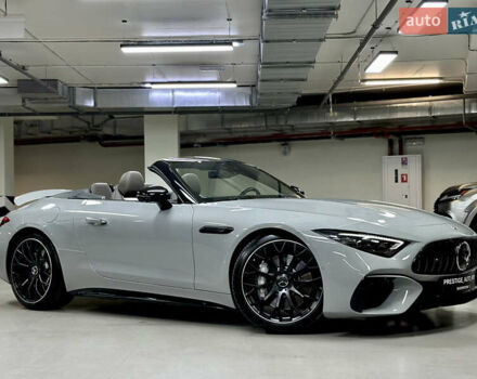 Серый Мерседес СЛ-Класс, объемом двигателя 1.99 л и пробегом 14 тыс. км за 135000 $, фото 2 на Automoto.ua